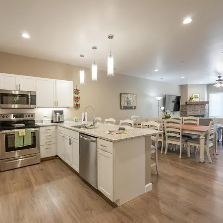 Villa New Build - Walk-In 3Br - 2 Pools - Free Tickets Included - Fhg-208